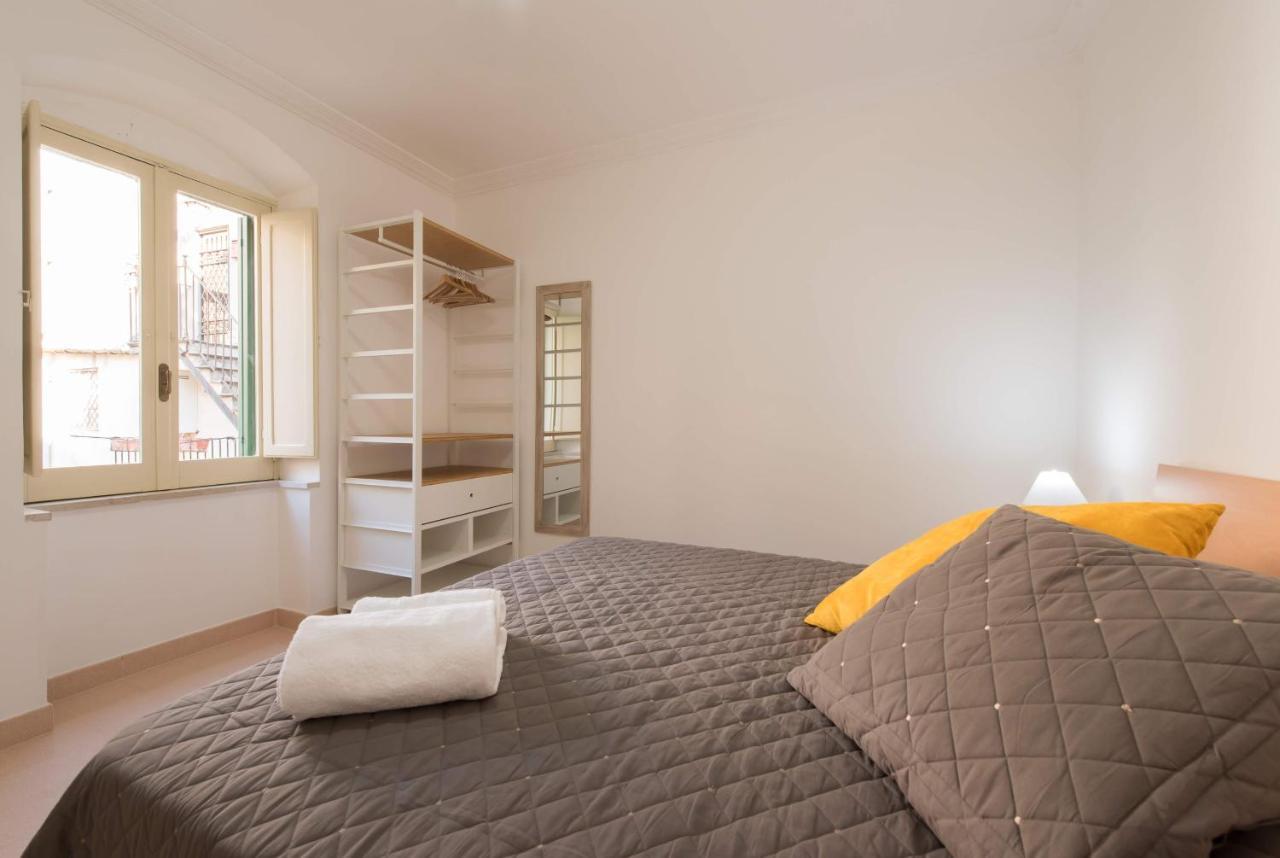 Duomo Seaside Deluxe Apartment By Ortigia Apartments Syracuse Екстер'єр фото