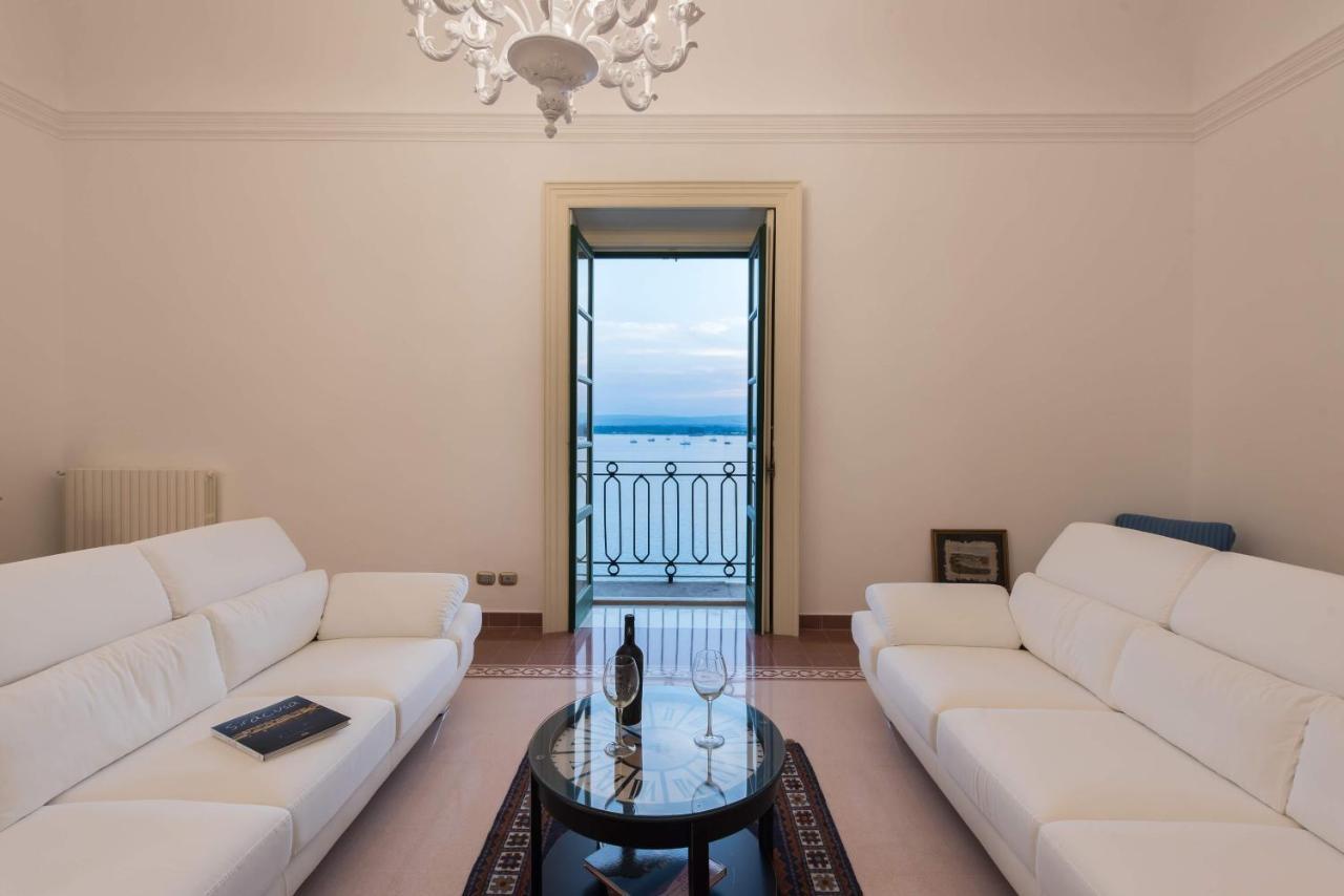 Duomo Seaside Deluxe Apartment By Ortigia Apartments Syracuse Екстер'єр фото