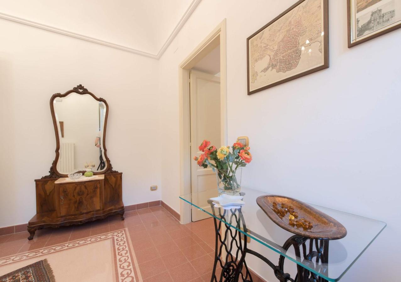 Duomo Seaside Deluxe Apartment By Ortigia Apartments Syracuse Екстер'єр фото