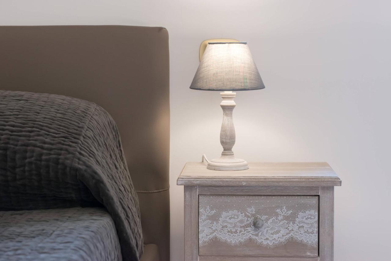 Duomo Seaside Deluxe Apartment By Ortigia Apartments Syracuse Екстер'єр фото