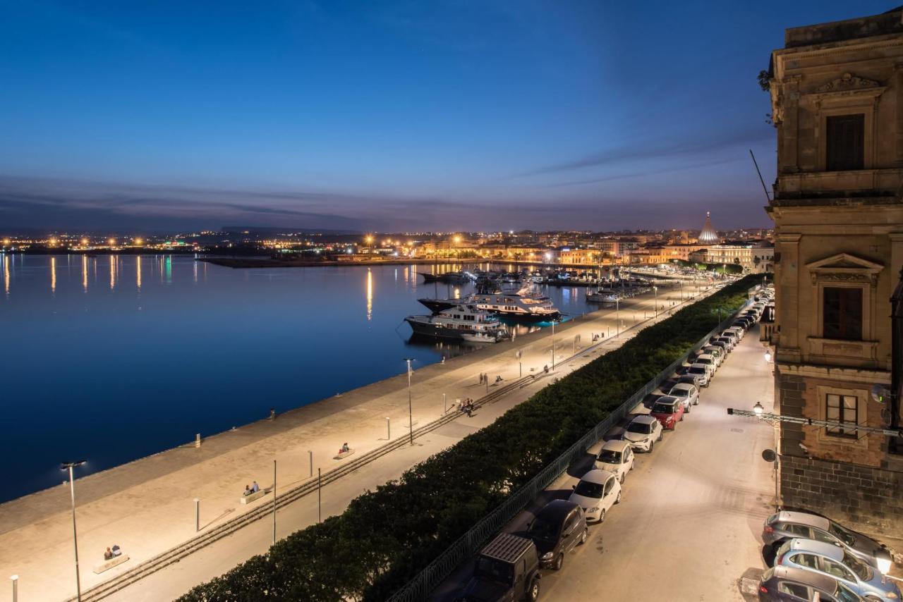 Duomo Seaside Deluxe Apartment By Ortigia Apartments Syracuse Екстер'єр фото